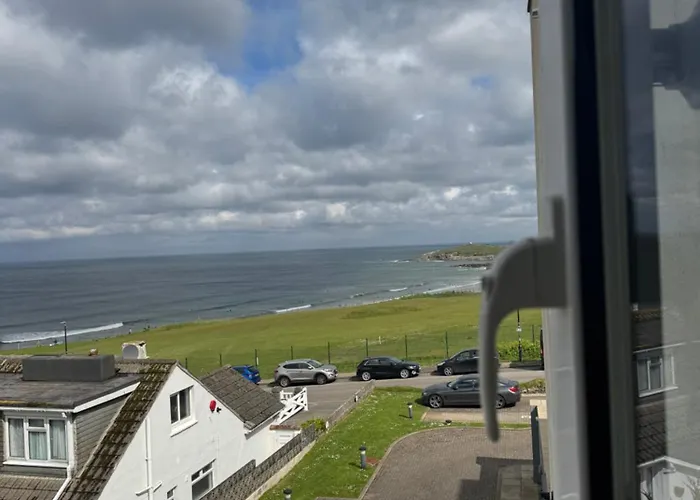 6 Ocean Gate Apartment