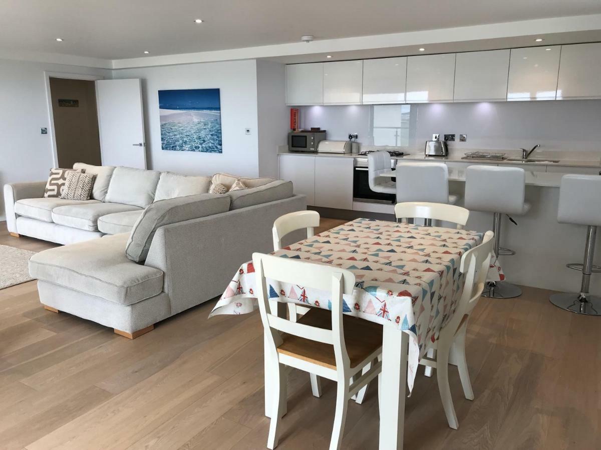 6 Ocean Gate Апартаменты